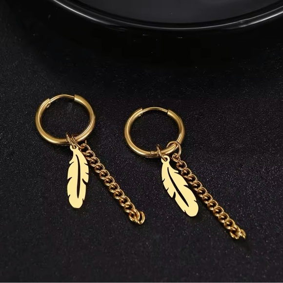 Gold Feather Chain Hip Hop Pendants for Women - Picture 4 of 5